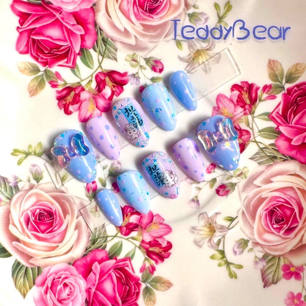 ❄️ Cute Alolan Vulpix ❄️ ฅ՞•ﻌ•՞ฅ PressOn Nails